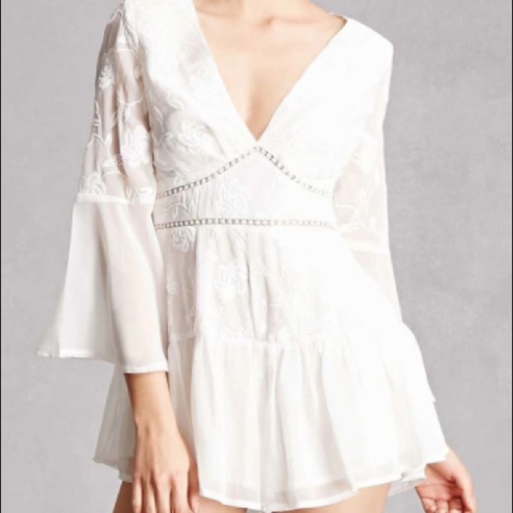Selfie Leslie Embroidery Romper